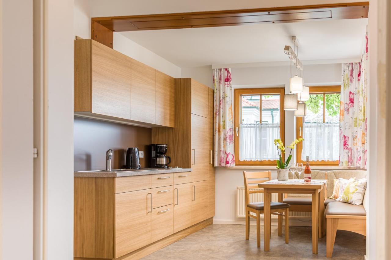 Haus Kranixfeld-Fischl Hotel Mörbisch am See Екстериор снимка