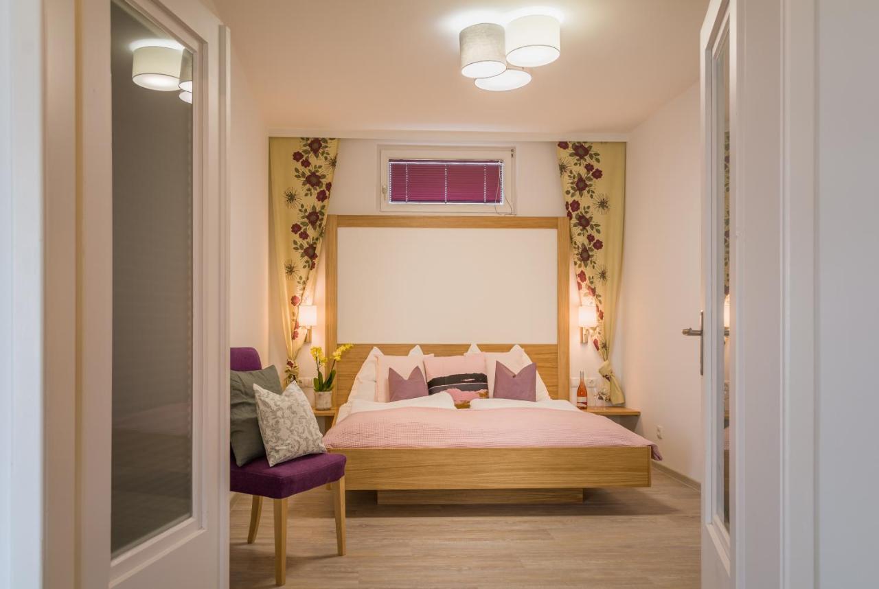 Haus Kranixfeld-Fischl Hotel Mörbisch am See Екстериор снимка