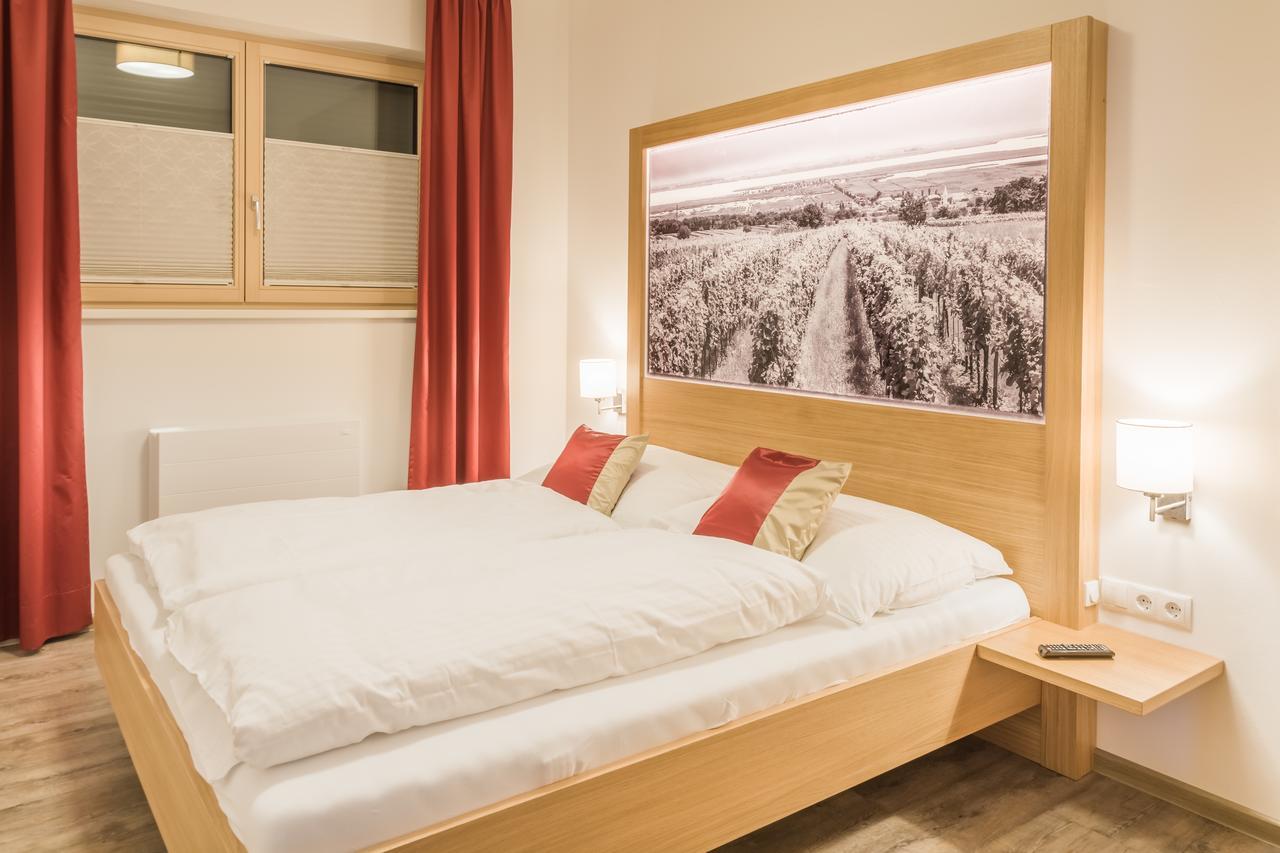 Haus Kranixfeld-Fischl Hotel Mörbisch am See Екстериор снимка
